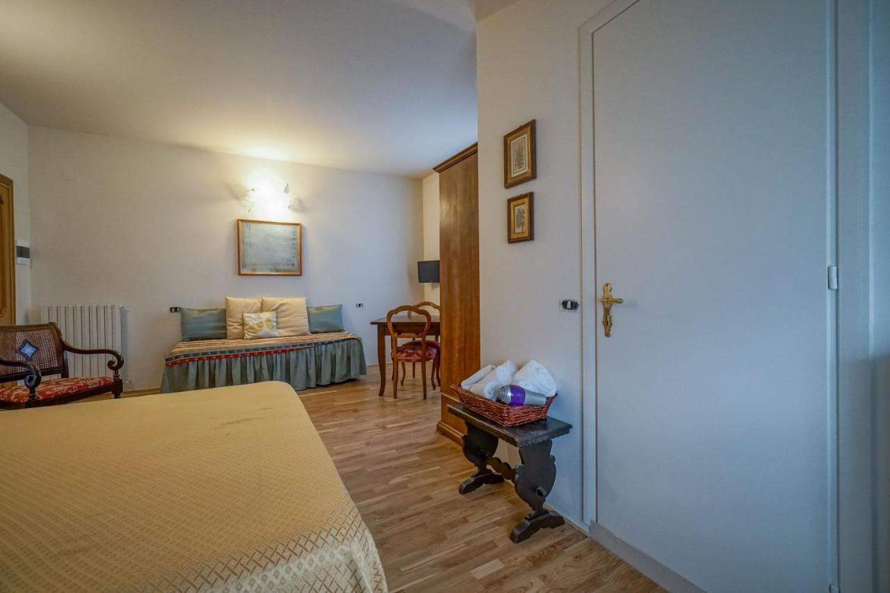 Il Quercione Agriturismo Ривоторто Экстерьер фото